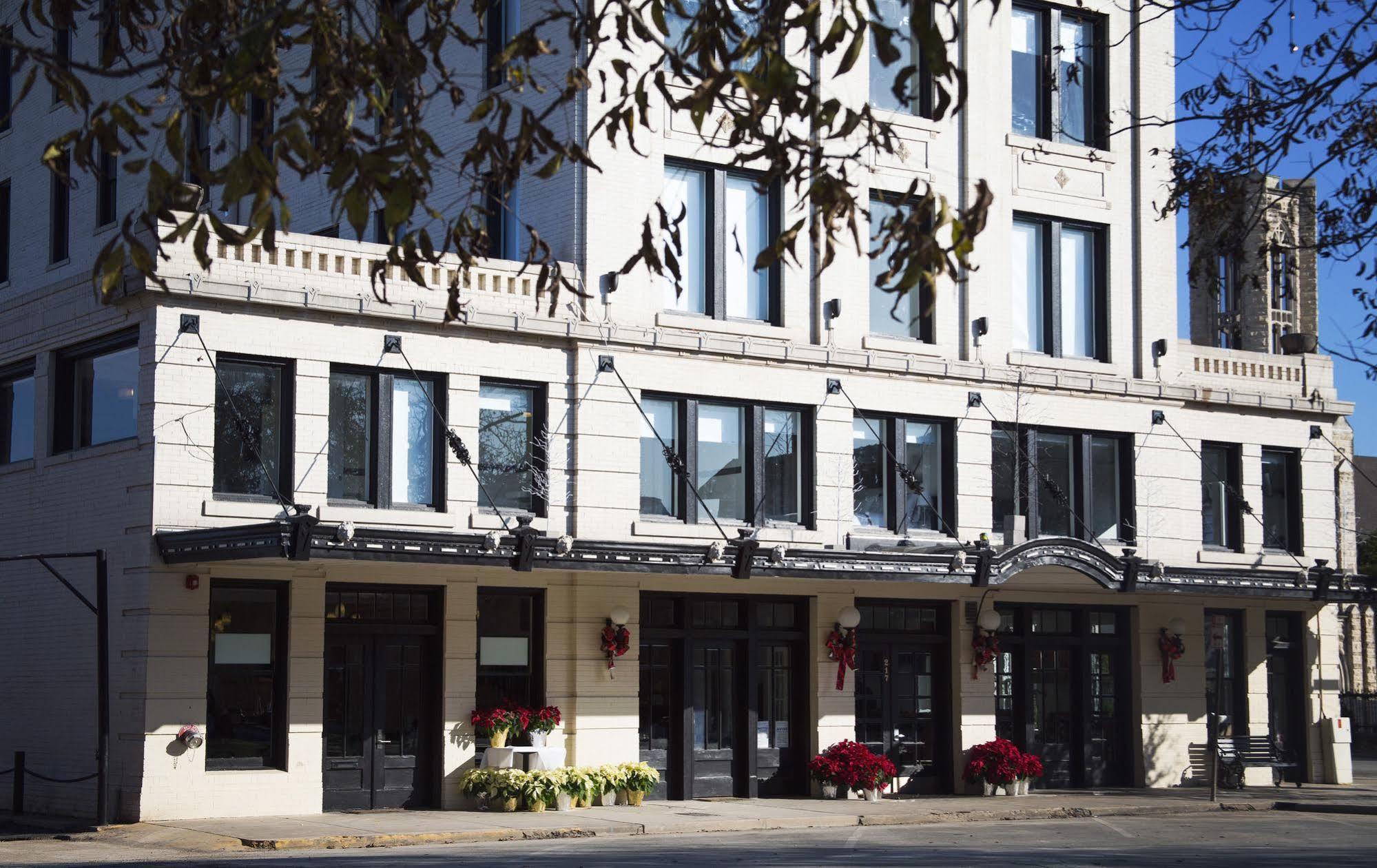 Park Plaza Hotel Seguin Exteriör bild